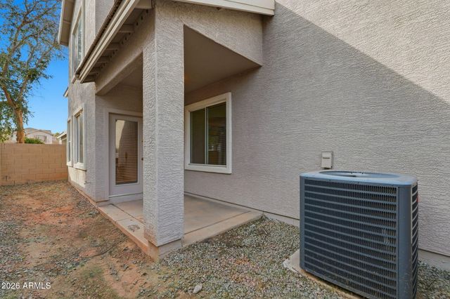 1385 S HAWK Lane, Gilbert, AZ 85296