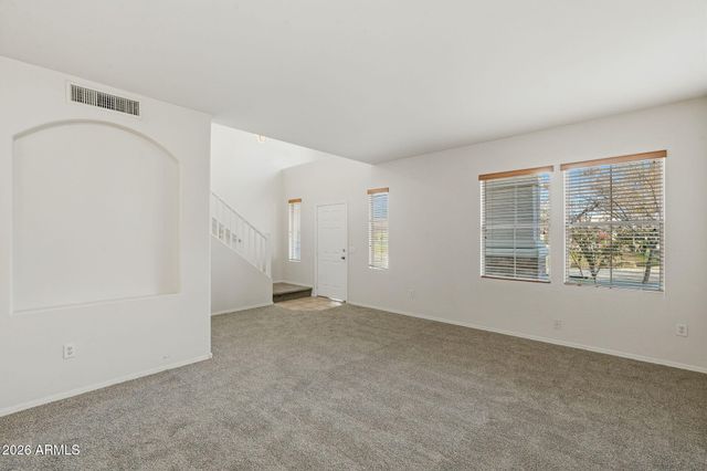 1385 S HAWK Lane, Gilbert, AZ 85296