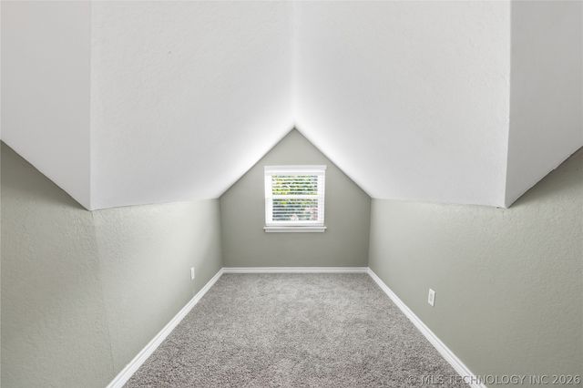 9609 N 107th East Avenue, Owasso, OK 74055