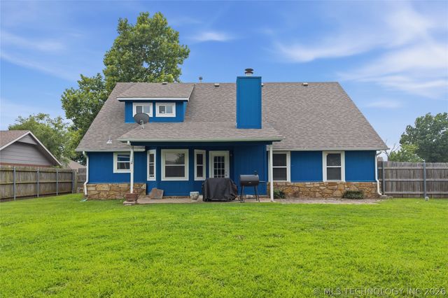 9609 N 107th East Avenue, Owasso, OK 74055