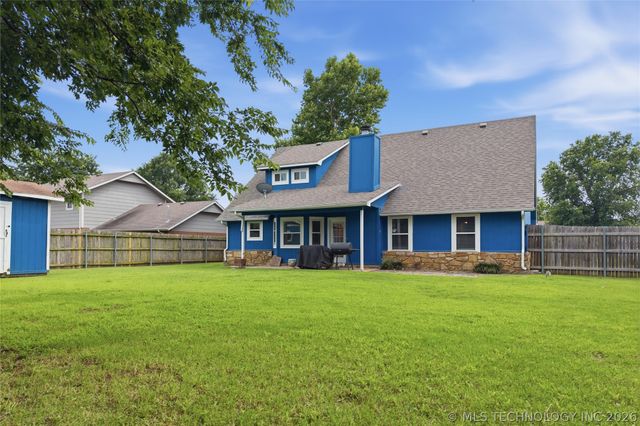 9609 N 107th East Avenue, Owasso, OK 74055