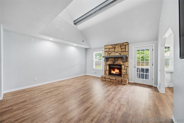 9609 N 107th East Avenue, Owasso, OK 74055