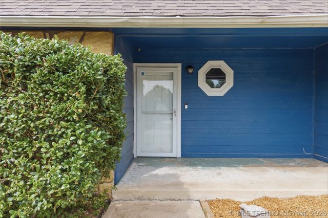 9609 N 107th East Avenue, Owasso, OK 74055