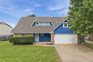9609 N 107th East Avenue, Owasso, OK 74055