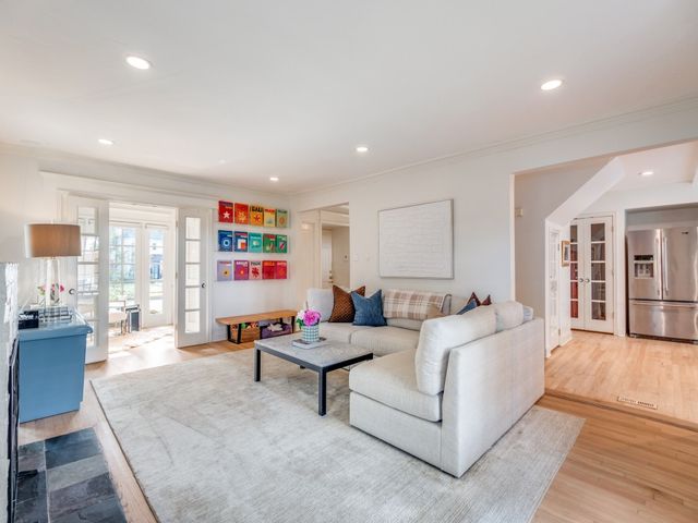 4544 Belfort Avenue, Highland Park, TX 75205