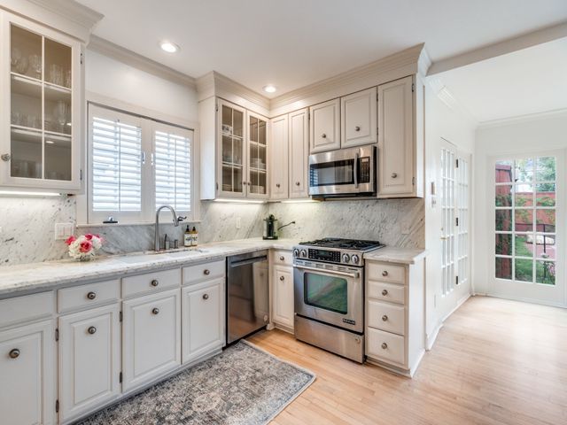 4544 Belfort Avenue, Highland Park, TX 75205