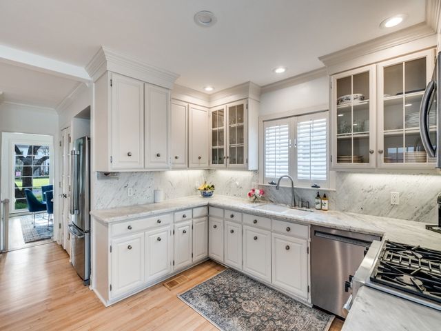 4544 Belfort Avenue, Highland Park, TX 75205