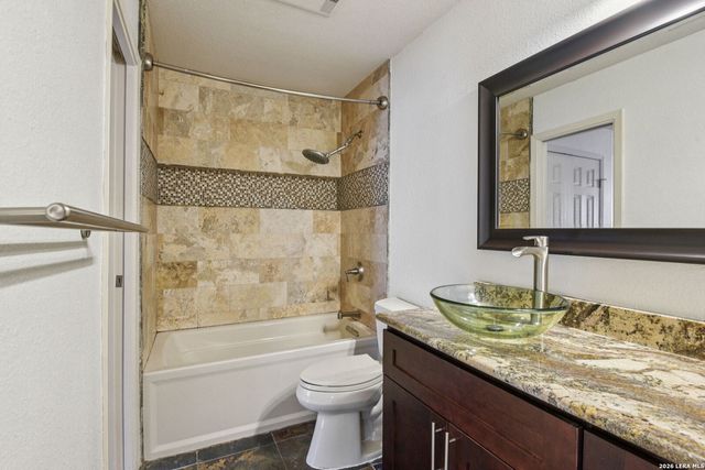 11520 Huebner Rd Apt 504, San Antonio, TX 78230