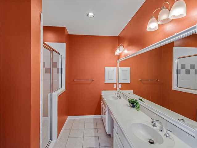 7138 Windwater Parkway N, Houston, TX 77036