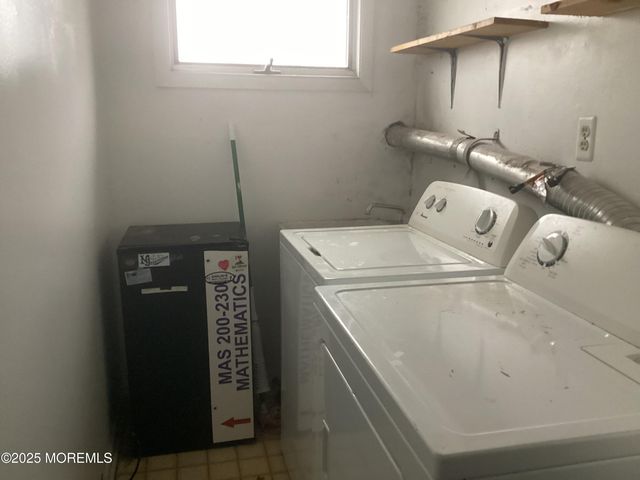 27 Mabaline Road, Old Bridge, NJ 08857