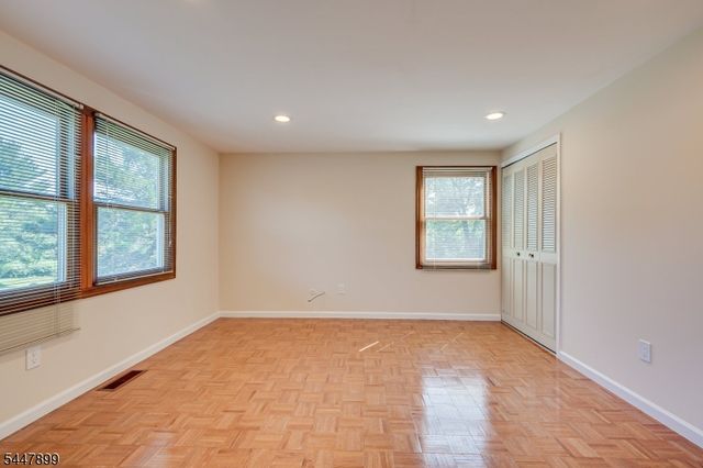 20 Tamarack Rd, Franklin Twp., NJ 08873