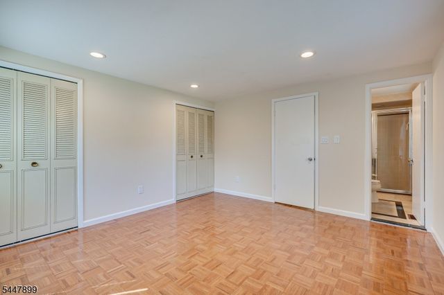 20 Tamarack Rd, Franklin Twp., NJ 08873