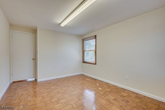 20 Tamarack Rd, Franklin Twp., NJ 08873