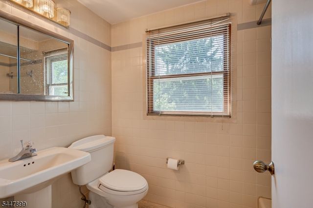 20 Tamarack Rd, Franklin Twp., NJ 08873