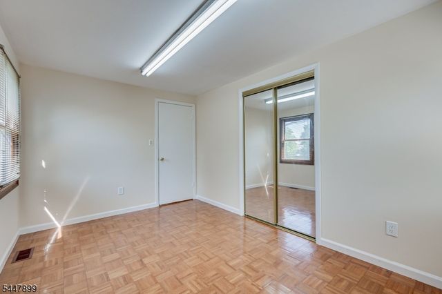 20 Tamarack Rd, Franklin Twp., NJ 08873