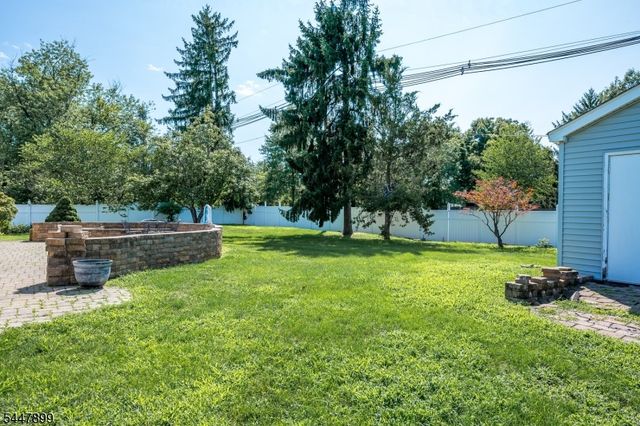 20 Tamarack Rd, Franklin Twp., NJ 08873