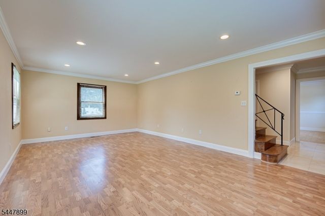 20 Tamarack Rd, Franklin Twp., NJ 08873