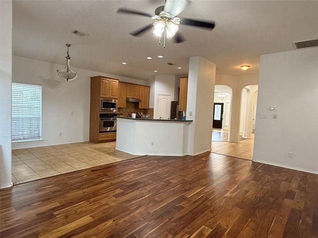 1304 Walnut CV, Cedar Park, TX 78613