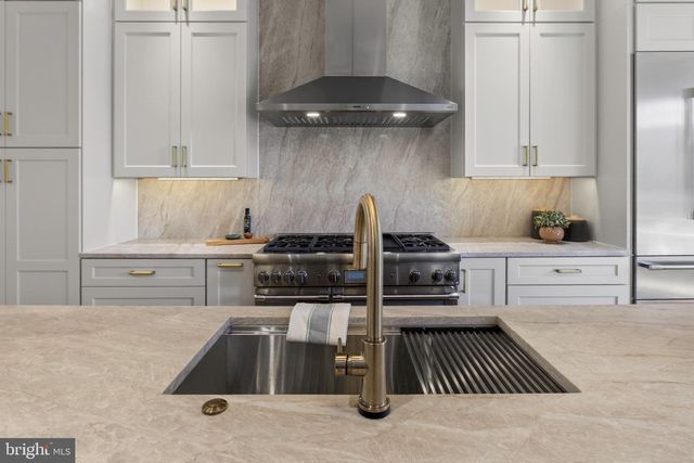 629 SOUTH CAROLINA AVE SE, Washington, DC 20003