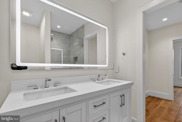 629 SOUTH CAROLINA AVE SE, Washington, DC 20003