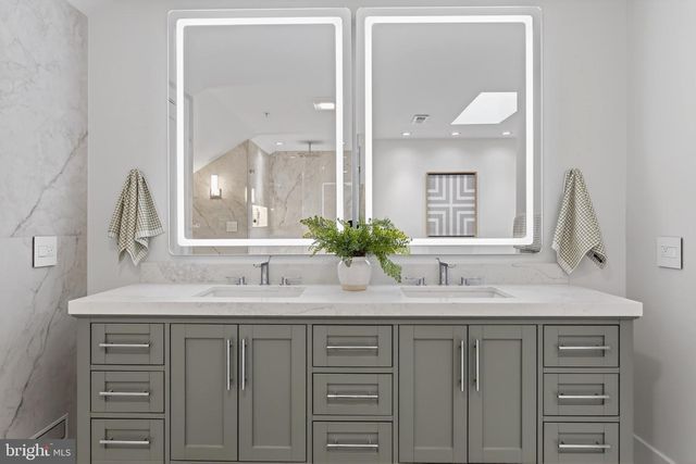 629 SOUTH CAROLINA AVE SE, Washington, DC 20003