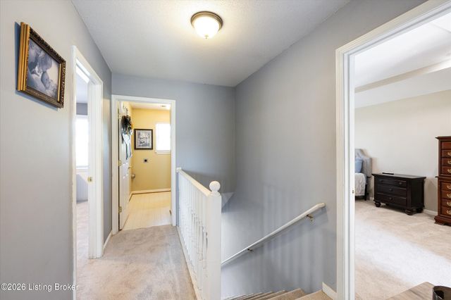 9303 Colonel Cummins Rd, Louisville, KY 40228