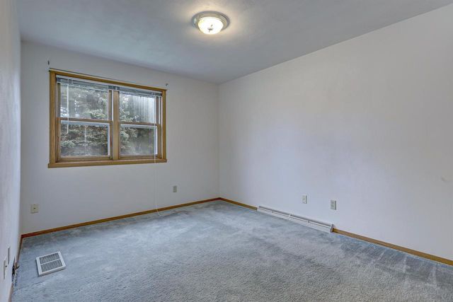 4726 W PERIWINKLE COURT, Appleton, WI 54914