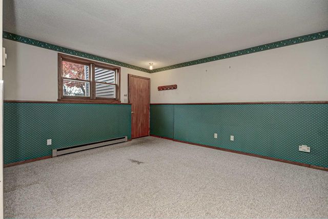 4726 W PERIWINKLE COURT, Appleton, WI 54914