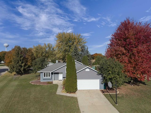 4726 W PERIWINKLE COURT, Appleton, WI 54914