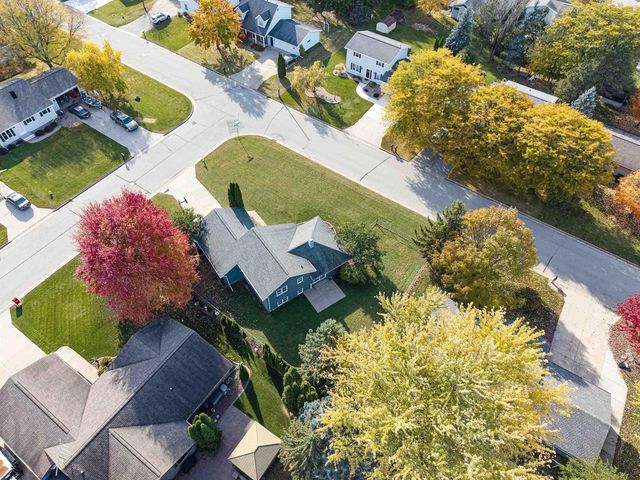 4726 W PERIWINKLE COURT, Appleton, WI 54914