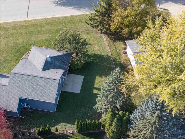 4726 W PERIWINKLE COURT, Appleton, WI 54914