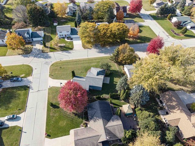 4726 W PERIWINKLE COURT, Appleton, WI 54914