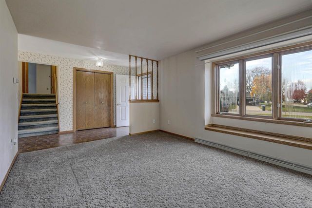 4726 W PERIWINKLE COURT, Appleton, WI 54914