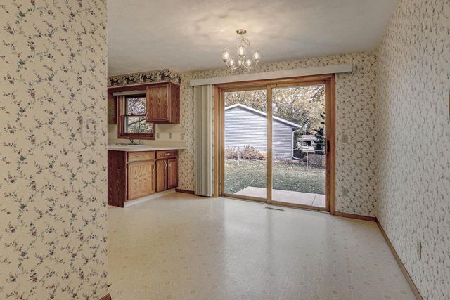 4726 W PERIWINKLE COURT, Appleton, WI 54914