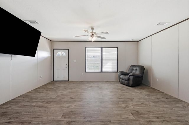 7553 Hutcheson Hill Road, Springtown, TX 76082