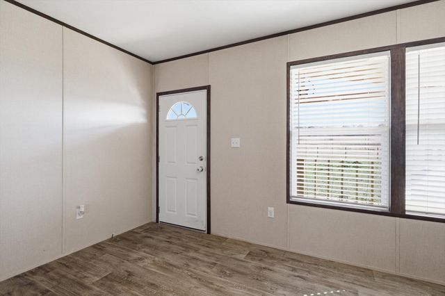 7553 Hutcheson Hill Road, Springtown, TX 76082