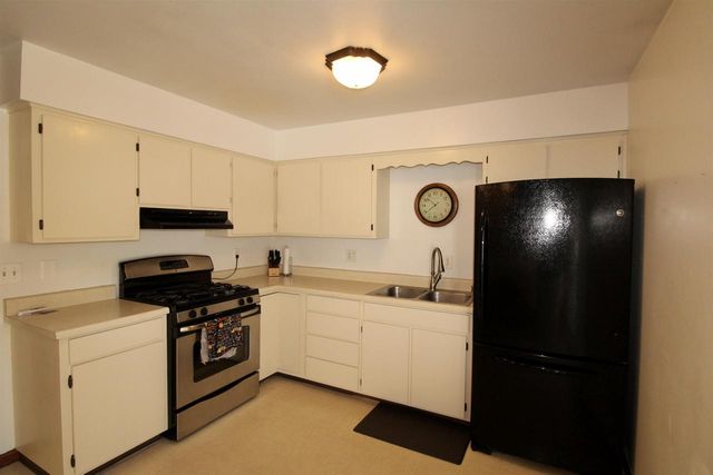 2286 Skyline Drive, Beloit, WI 53511