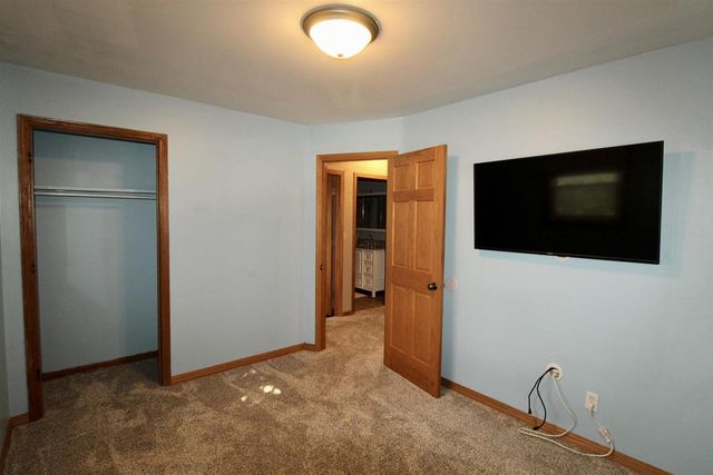 2286 Skyline Drive, Beloit, WI 53511