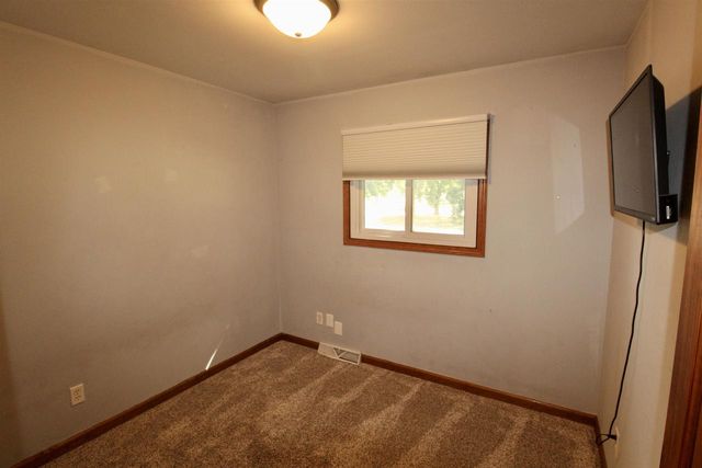 2286 Skyline Drive, Beloit, WI 53511