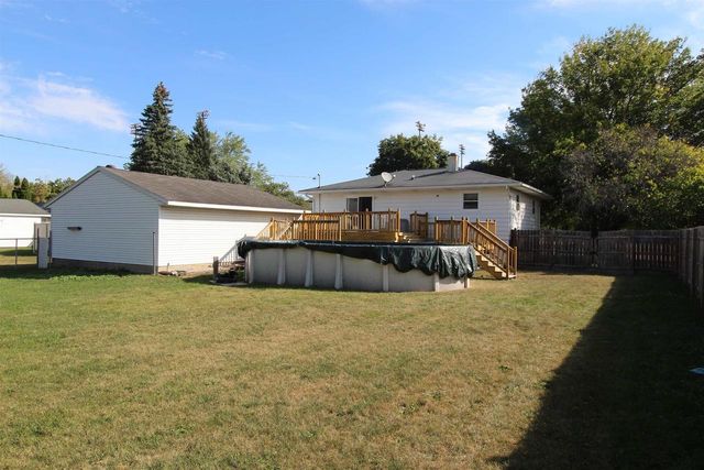 2286 Skyline Drive, Beloit, WI 53511