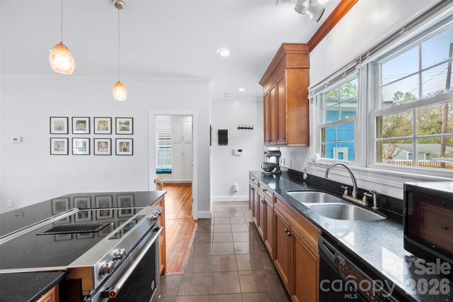 249 8th Avenue, Cramerton, NC 28032