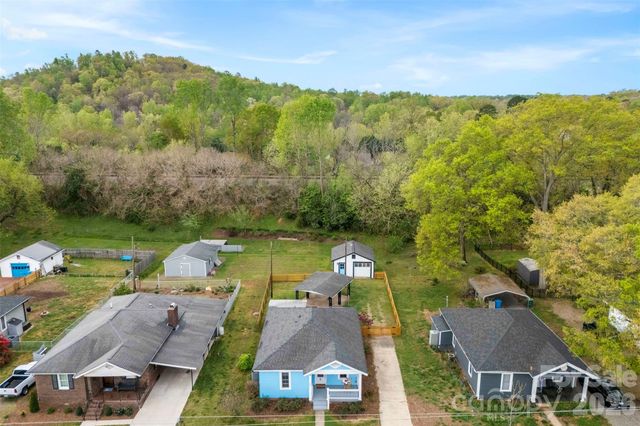 249 8th Avenue, Cramerton, NC 28032