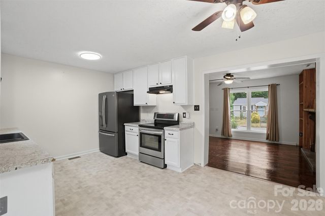 121 Oak Street, Belmont, NC 28012