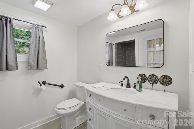 121 Oak Street, Belmont, NC 28012