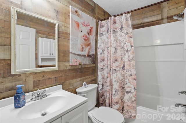 121 Oak Street, Belmont, NC 28012