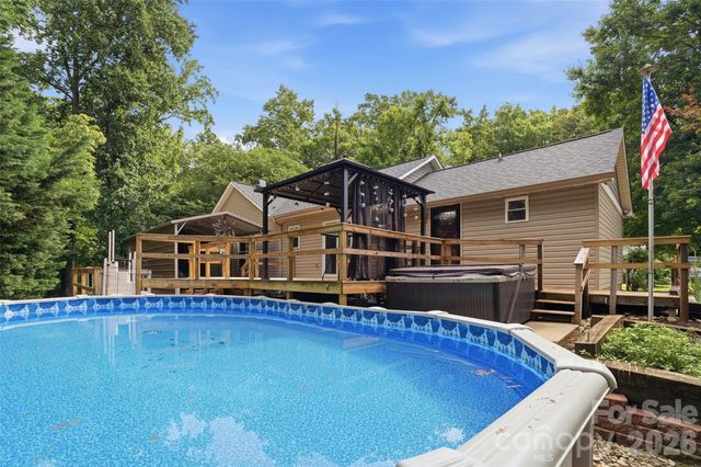 121 Oak Street, Belmont, NC 28012