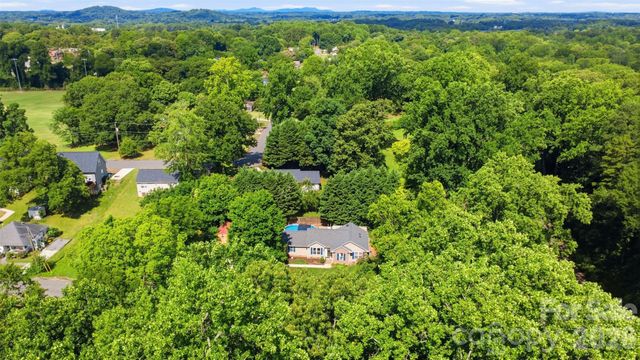 121 Oak Street, Belmont, NC 28012