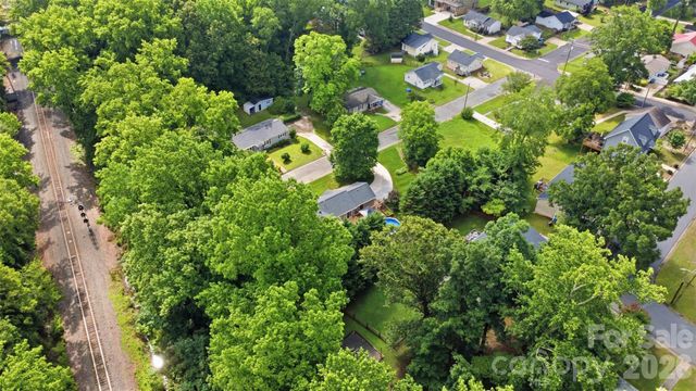 121 Oak Street, Belmont, NC 28012