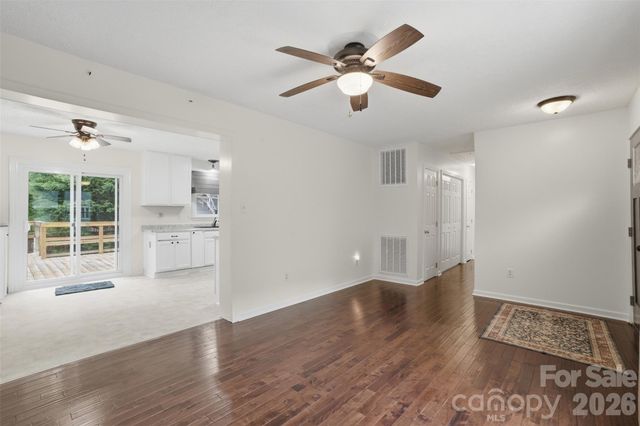 121 Oak Street, Belmont, NC 28012