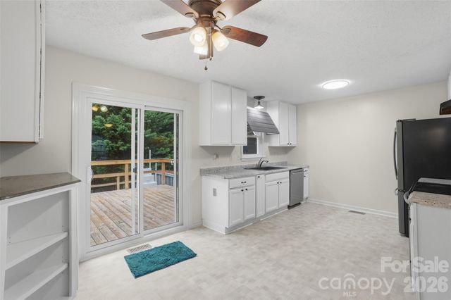 121 Oak Street, Belmont, NC 28012